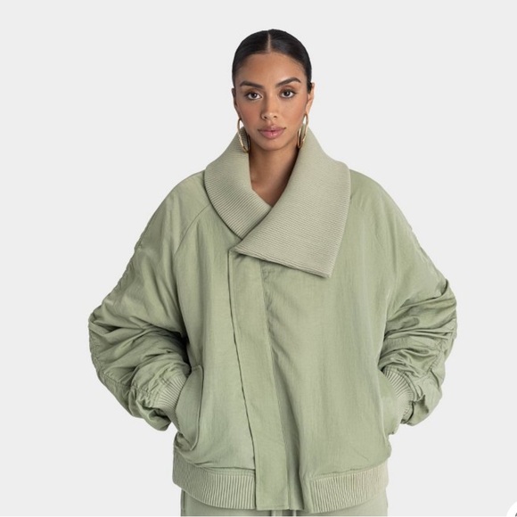 KBB by Kahlana Jackets & Blazers - KBB by KAHLANA Women’s The Shawl Collar Jacket Olive Green (NWT)